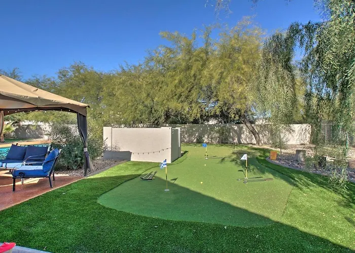 Game Room, Fire Pit & Putting Green: Glendale Phoenix