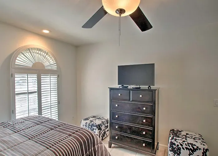 Game Room, Fire Pit & Putting Green: Glendale *